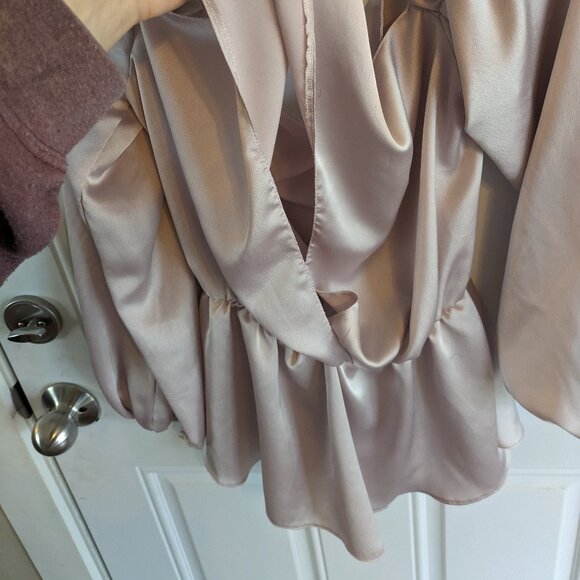 NWT Asos Halter Neck Icy Purple Satin Blouse Size US 8 - Picture 2 of 11